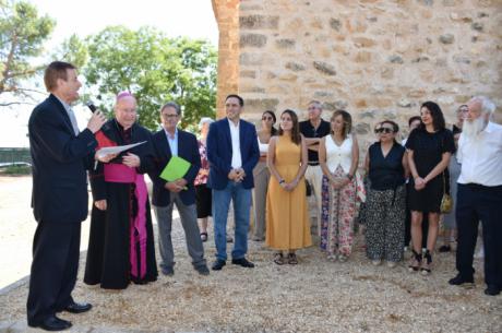 Cervera del Llano recupera el perfil de su iglesia tras más de una década de espera