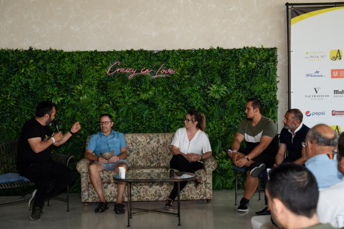 Abrasador habla sobre liderazgo en su Fiesta Anual: “El futuro está en nuestras carnes”