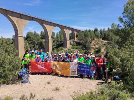 Éxito en la ‘prueba reina’ del Circuito Provincial de Senderismo de Cuenca: 35 km de aventura entre Villar del Humo, Víllora y Enguídanos