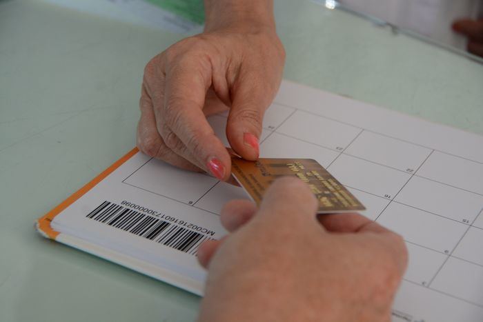 Los mutualistas de MUFACE ya pueden utilizar la receta electrónica concertada en las farmacias de Cuenca y provincia
