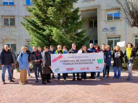 Denuncian la difícil situación de los centros educativos por la falta de trabajadores, la privatización de servicios y el deterioro de las condiciones laborales