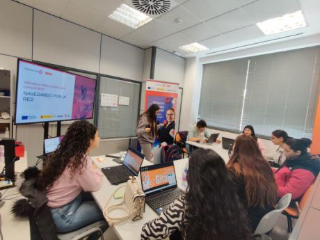 El Programa CALI refuerza la inclusión y el empoderamiento de mujeres gitanas en Cuenca