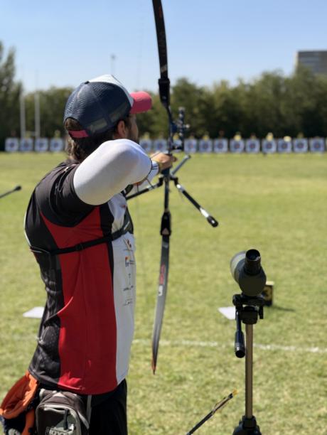 Daniel Socías supera la fase clasificatoria en su estreno entre la élite del tiro con arco español