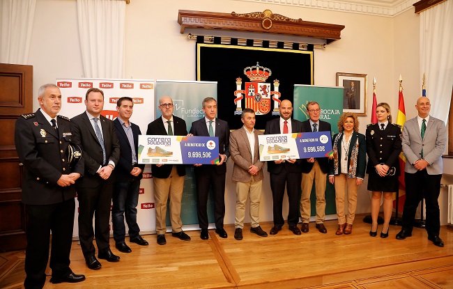 Fundación Eurocaja Rural, Grupo Tello Alimentación y CNP entregan a Cruz Roja y ASPRONA Albacete los 19.393 euros de su Carrera Solidaria