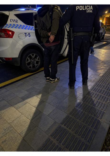 Detenido en Cuenca tras presuntamente agredir a un hostelero y lesionar a dos policías durante su arresto