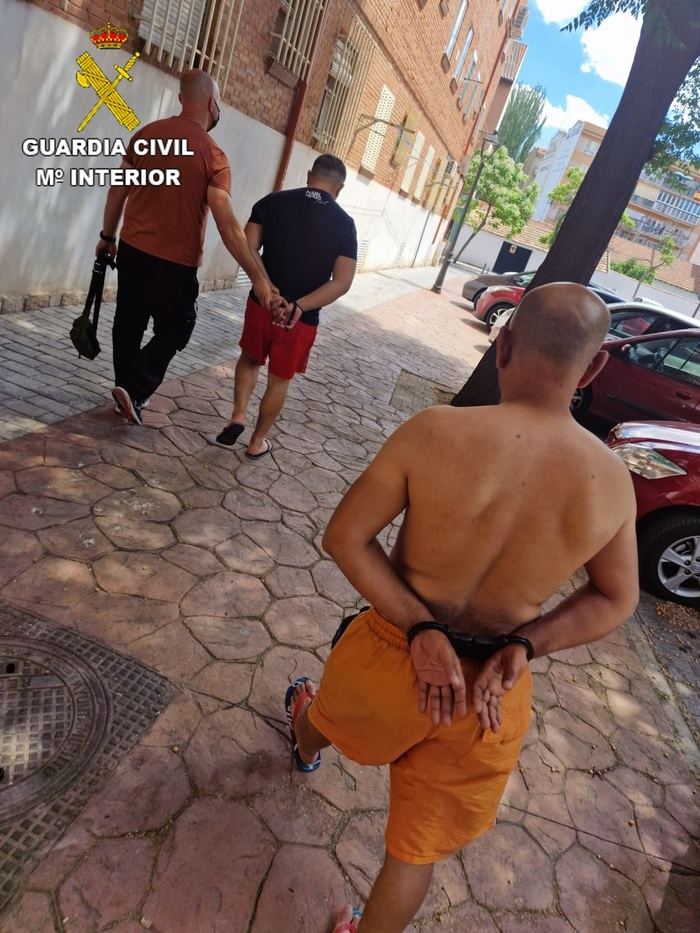 Detenidas tres personas e investiga a otras nueve por robos de cobre valorado en más de 200.000 euros