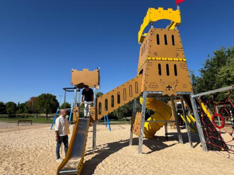 El Parque de los Príncipes estrena nueva zona infantil, área canina y pista multideporte tras una inversión de más de 100.000 euros