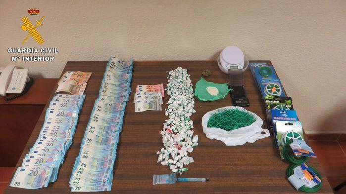 La Guardia Civil ha desactivado un punto de venta de cocaína en La Puebla de Montalbán