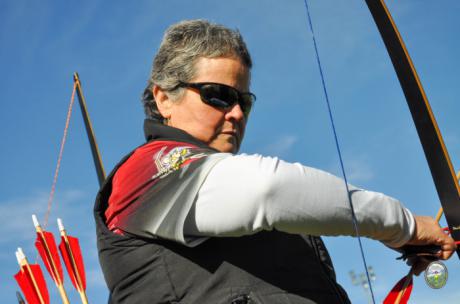 Mari Jota Jaén se alza con el bronce en el V Trofeo Virgen de Riansares de Tiro con Arco en la modalidad de arco Longbow