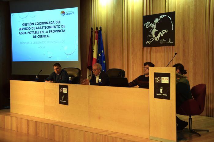 La Diputación de Cuenca presenta a los alcaldes el proyecto provincial de gestión integral del agua