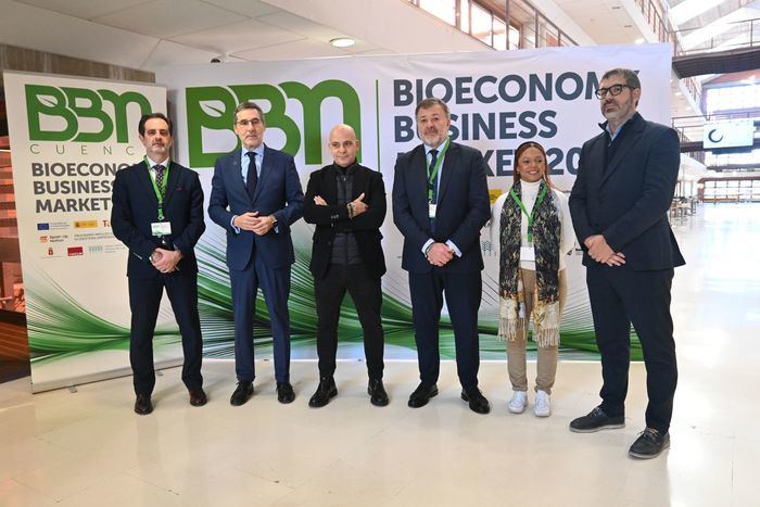 El emprendimiento verde marca el rumbo del Bieconomy Business Market en el campus de Cuenca