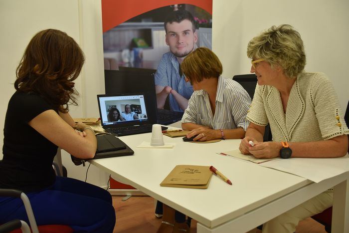 La viceconsejera de Empleo visita la nueva sede de Inserta Empleo ONCE en Cuenca