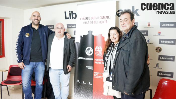 Presentación del trofeo de Balonmano Villa de Belmonte