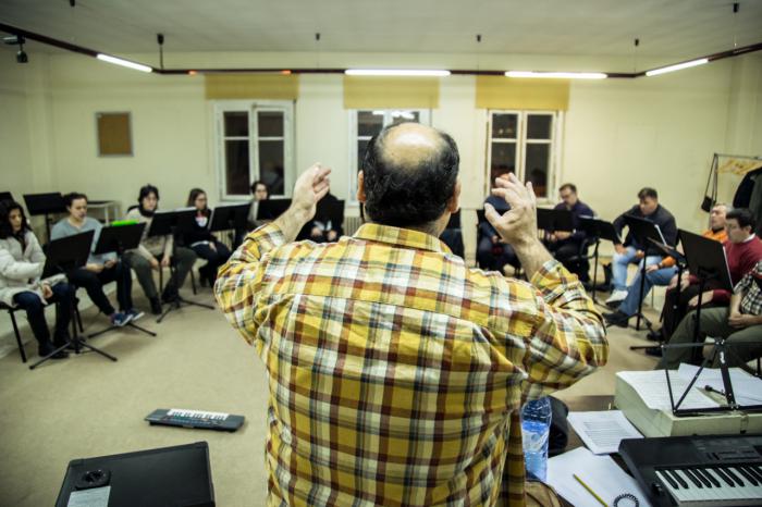 El Coro de Cámara Alonso Lobo ultima sus ensayos para el concierto “Exequias para un Rey”