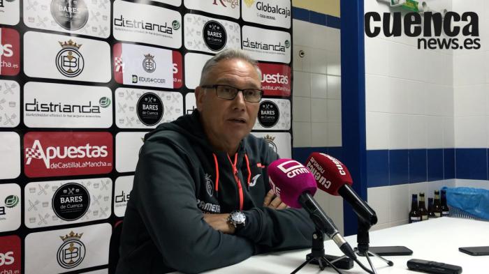 En imagen Miguel Álvarez, entrenador del Villarreal C.F. “B”