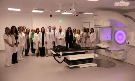 Martínez Guijarro destaca la puesta en marcha de la Radioterapia en el Hospital Universitario