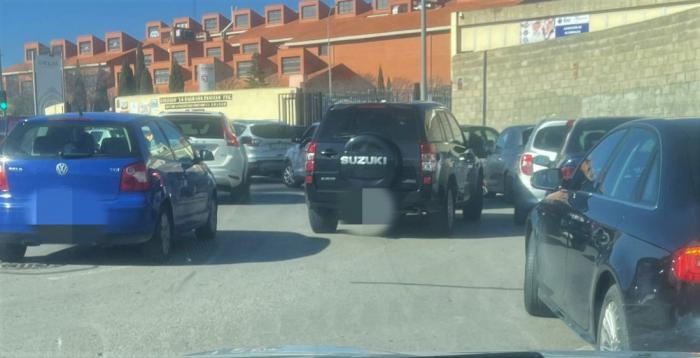 Nueva moción busca entornos escolares más seguros y sostenibles en la ciudad