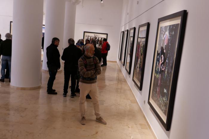 El Museo de Fotografía de la Fundación Antonio Pérez celebra su décimo aniversario con cinco exposiciones en Huete