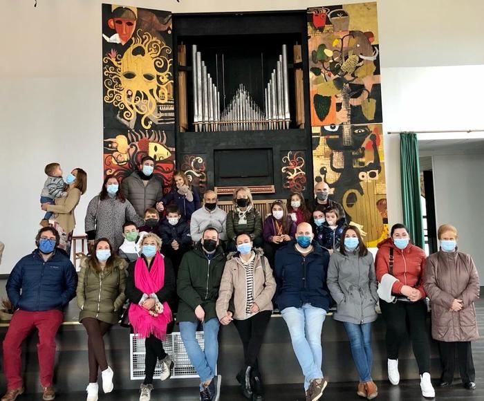 La Asociación de Vecinos de Casablanca visita la fábrica de chocolate “Abadía de Jábaga”