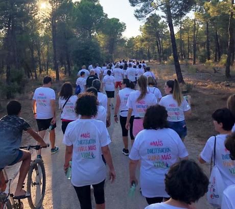 La Junta destaca la solidaridad de Casas de Benítez en la lucha contra el cáncer de mama metastásico