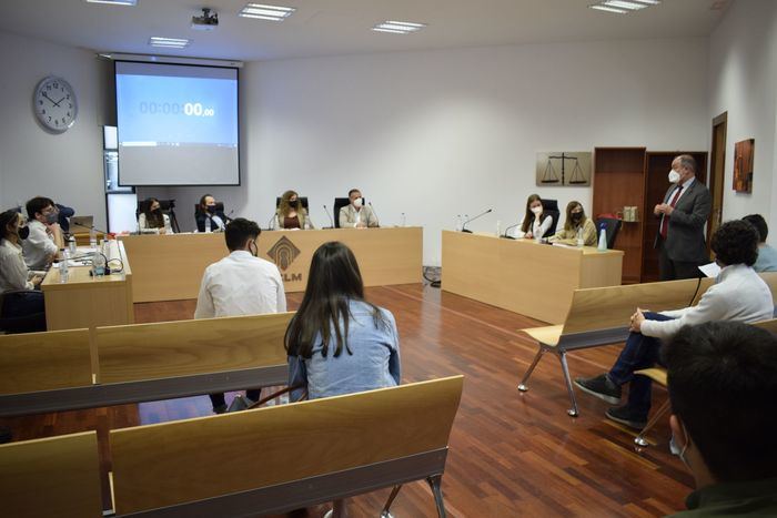 El IES Julián Zarco, de Mota del Cuervo, ganador de la IV Olimpiada de Debate Jurídico Empresarial de la UCLM