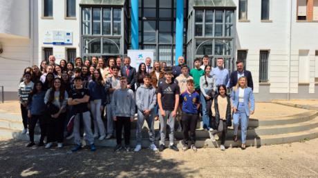 El programa ‘Vocaciones Dualiza’ acerca la FP al alumnado del IES ‘Fernando de los Ríos’ con una visita a la empresa Julián Soler S.A.
