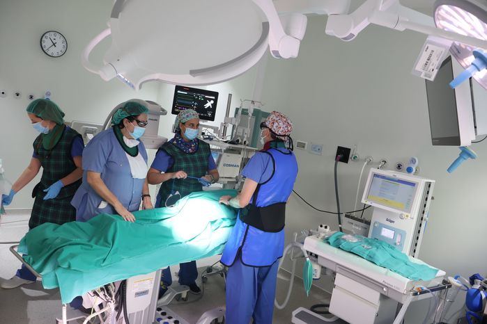 El Servicio de Digestivo del HUCU amplía su actividad con siete salas de endoscopias y tecnología de última generación