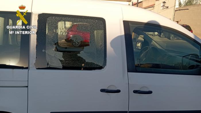 Detenidos cinco jóvenes en Las Pedroñeras por vandalismo con armas de gas comprimido