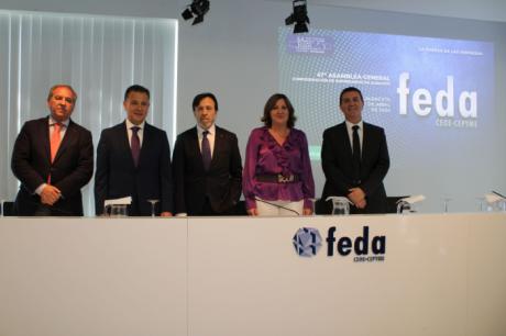 Manuel Serrano agradece a los empresarios y empresarias de Albacete y a FEDA la gran labor que realizan para “tensionar la economía y permitirnos afrontar los retos de futuro”