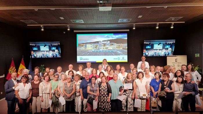 La sanidad conquense agradece la labor de más de un centenar de profesionales jubilados