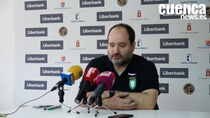 Iñaki Aniz Legarra, entrenador del Helvetia Anaitasuna