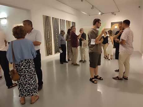 El Museo Casa Zavala acoge la retrospectiva “Amelia Moreno. El temperamento y la calma”, una muestra que recorre la evolución de una artista universal