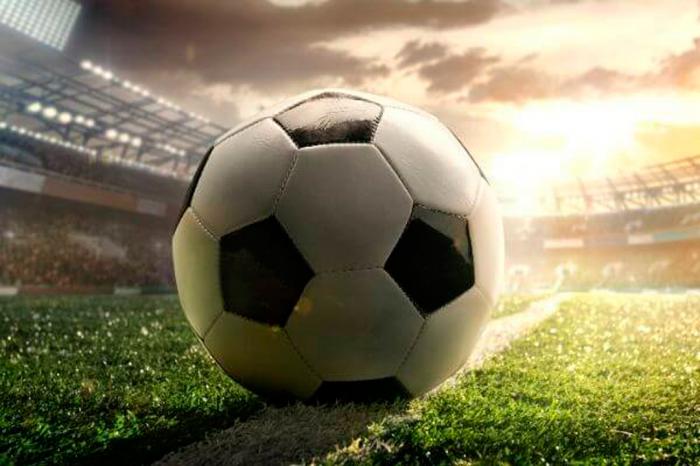 El fútbol y la apuesta: una combinación lúdica cargada de historia