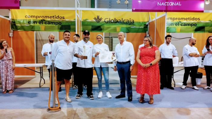 Luis Antonio Navalón gana el XV Concurso Nacional de Cocina Ajo Morado de Las Pedroñeras con su ‘Pollo al ajillo’