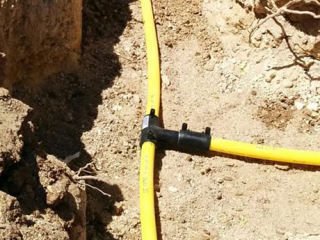 Explota una tubería de gas natural tras una rotura por unas obras