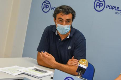 El PP afirma que “el concejal Valero utiliza de nuevo el procedimiento de urgencia en las Escuelas de Verano para tapar su nula y nefasta gestión”