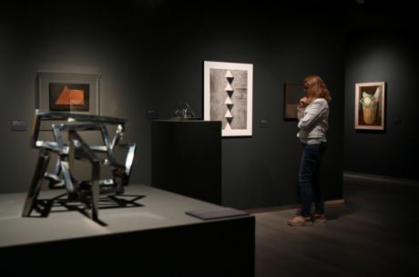 La obra de Gustavo Torner protagoniza una exposición con 42 piezas en la Fundación Bancaja