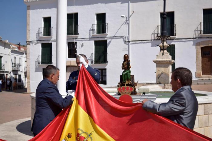 Izado de Bandera en Torrejoncillo del Rey