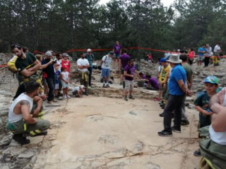 EL Museo de Paleontología recupera el día de puertas abiertas en el yacimiento paleontológico de Las Hoyas