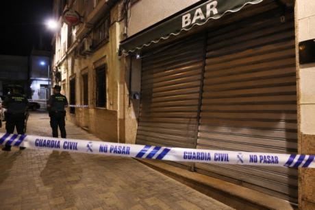 Investigan la muerte de un hombre atrapado por la persiana de un local en Motilla