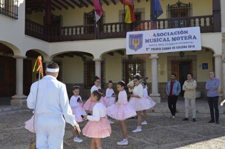 Pasacalles de batallas de Moras y Cristianas en Mota