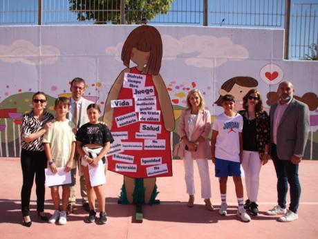 El Ayuntamiento conmemora el Día Internacional de la Niña para dar visibilidad a los derechos de las menores