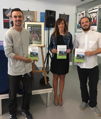 María Gil destaca la gran labor diaria que realiza el Centro Joven Municipal de Albacete para acercar la cultura, la educación, el deporte, el ocio y el entretenimiento alternativo a los jóvenes albaceteños