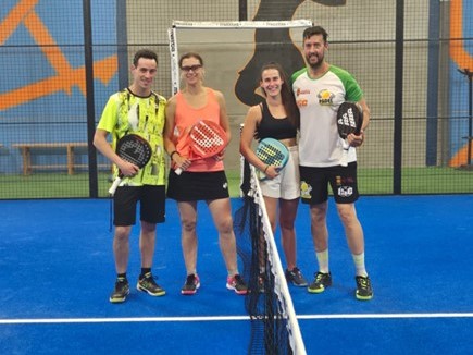 Éxito de participación y espectáculo en el VIII Torneo de Pádel de Arcas, con más de 20 parejas inscritas