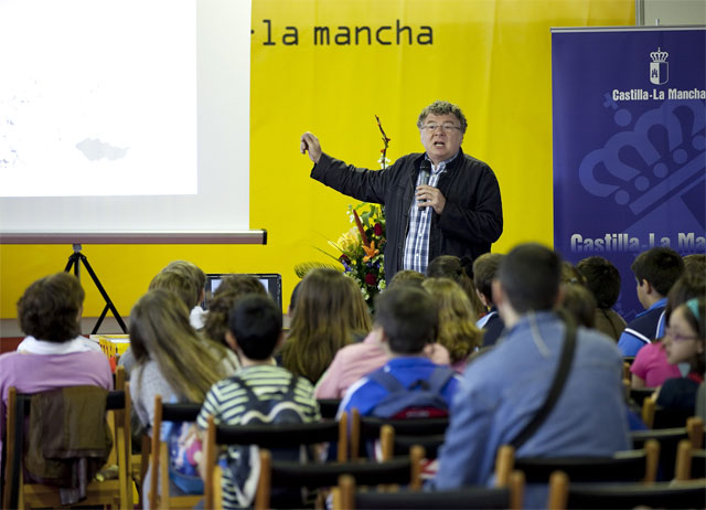 La FLLIC apuesta un año más por la promoción de la lectura a través de los encuentros con autores