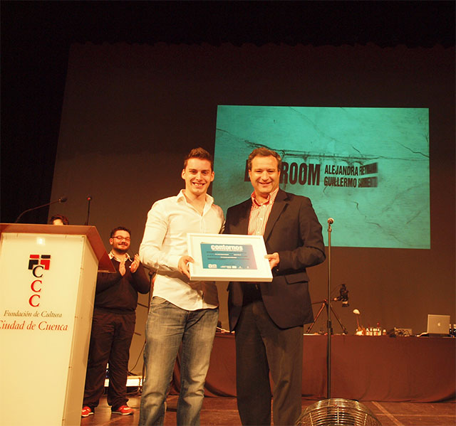 El auditorio acoge la clausura del primer Festival Internacional de Arte Gráfico Arte en Papel