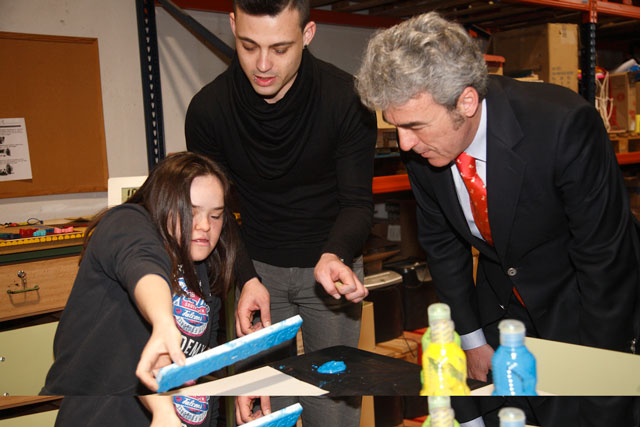 Esteban resalta la necesidad de crear oportunidades “para los que tienen capacidades distintas, porque tienen derecho a integrarse en la sociedad”