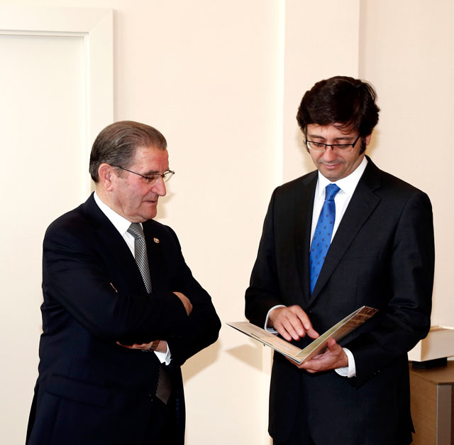 Romaní: “Los fondos de inversión nos han trasladado la importancia que tiene la reducción del déficit en Castilla-La Mancha”