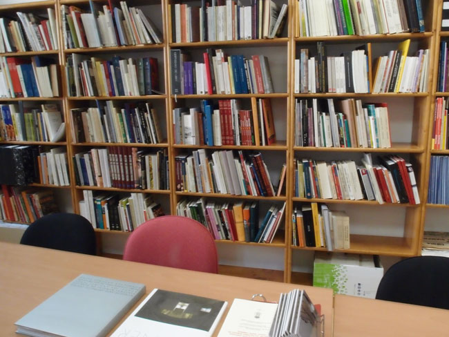 La RACAL da a conocer la historia y el catálogo de su biblioteca