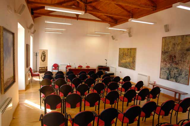 Mesa redonda sobre el libro y la lectura en la RECAL